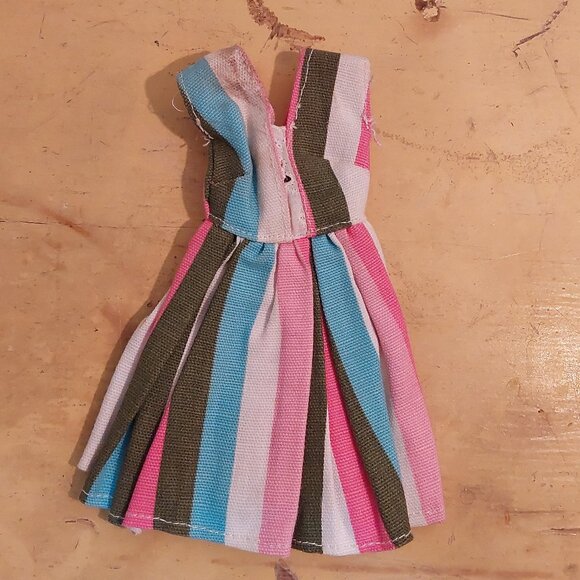 Vintage handmade Barbie dress - Picture 1 of 2
